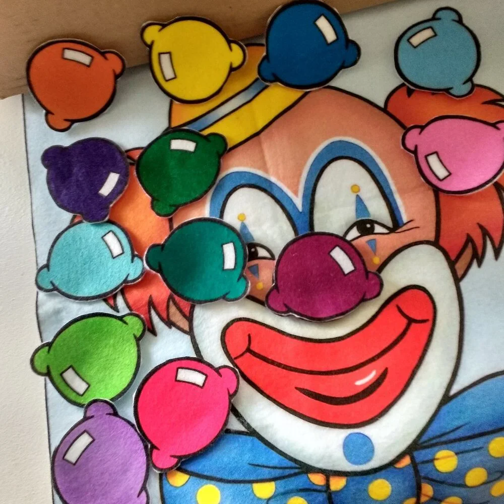 Flannel Board Story: Clown face Nose 11 felt pc + Colored Felt Heart 8 felt pc